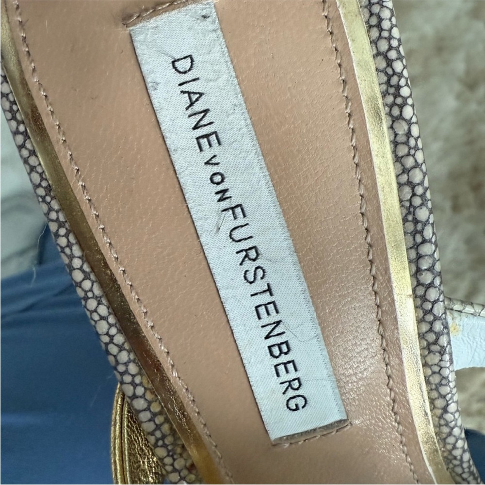 Diane Von Furstenberg Gold and Cream Strappy Heels PVC Heel - Picture 3 of 7